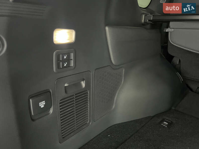 Позашляховик / Кросовер Lexus LX 2022 в Одесі