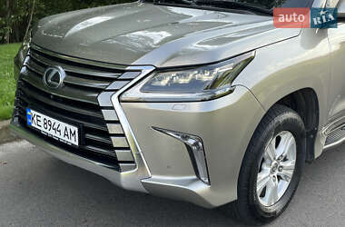 Внедорожник / Кроссовер Lexus LX 2017 в 