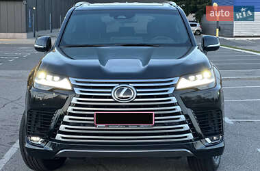 Позашляховик / Кросовер Lexus LX 2025 в 