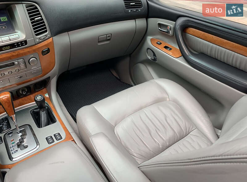 Позашляховик / Кросовер Lexus LX 2007 в Києві фото 44 Позашляховик / Кросовер Lexus LX 2007 в Києві