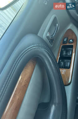 Позашляховик / Кросовер Lexus LX 2007 в 