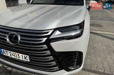 Внедорожник / Кроссовер Lexus LX 2022 в 