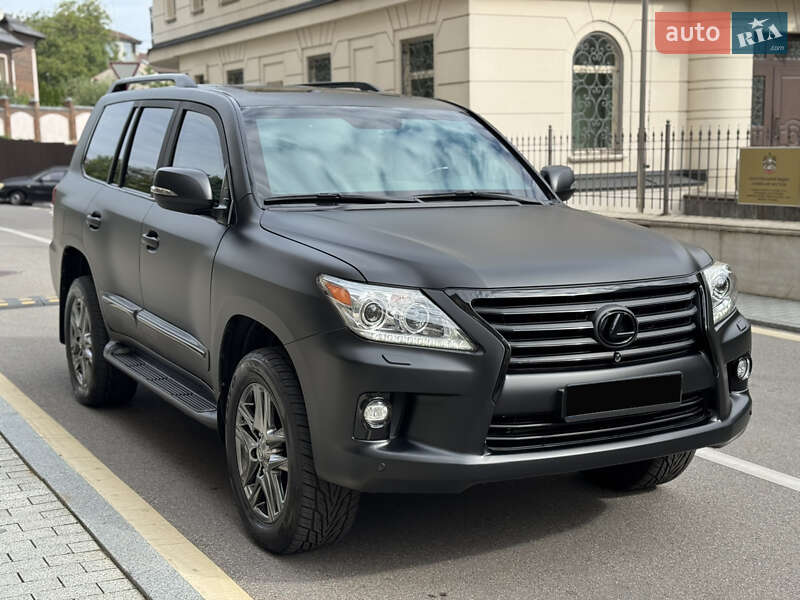 Позашляховик / Кросовер Lexus LX 2010 в Києві