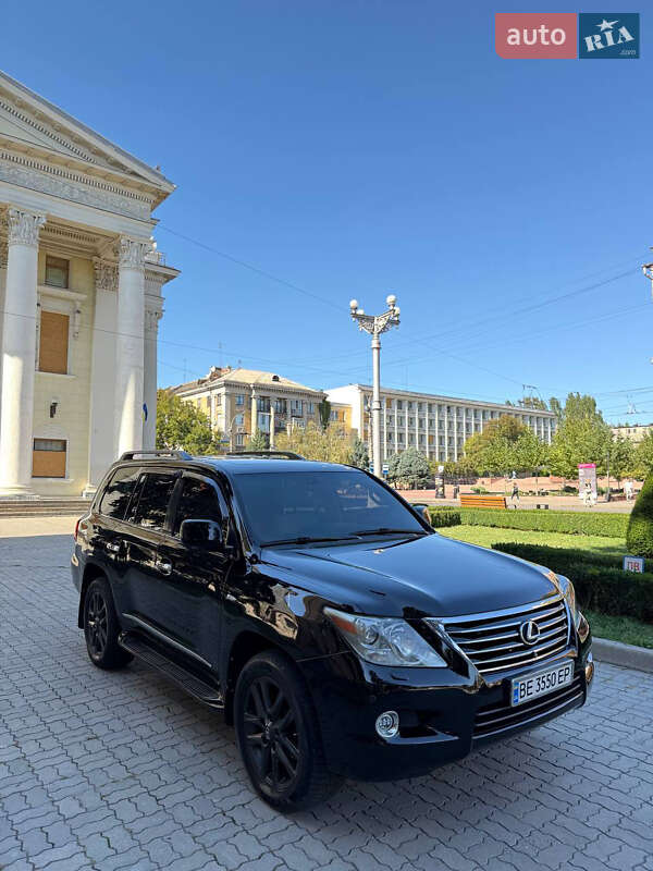 Внедорожник / Кроссовер Lexus LX 2008 в Днепре