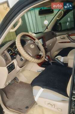 Внедорожник / Кроссовер Lexus LX 2002 в 