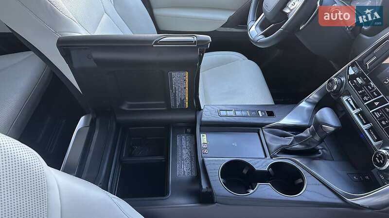 Позашляховик / Кросовер Lexus LX 2022 в Києві