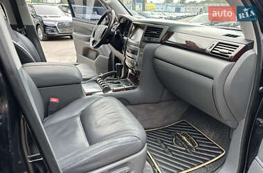 Внедорожник / Кроссовер Lexus LX 2010 в 