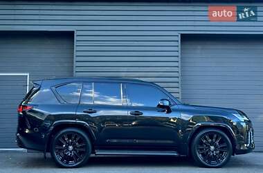 Внедорожник / Кроссовер Lexus LX 2022 в 