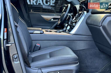 Внедорожник / Кроссовер Lexus LX 2022 в 