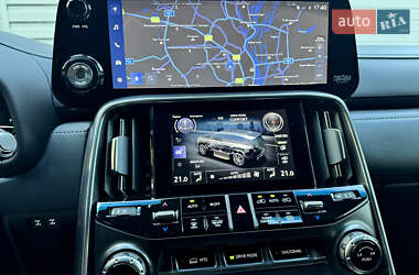 Внедорожник / Кроссовер Lexus LX 2022 в 
