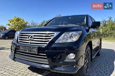 Внедорожник / Кроссовер Lexus LX 2011 в 