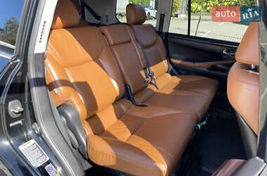 Внедорожник / Кроссовер Lexus LX 2011 в 