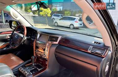 Внедорожник / Кроссовер Lexus LX 2011 в 