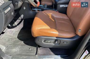 Внедорожник / Кроссовер Lexus LX 2011 в 