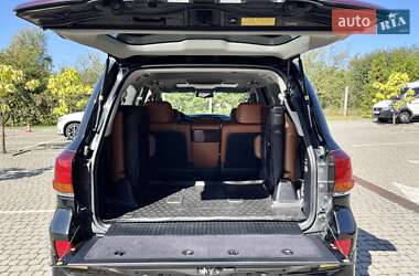 Внедорожник / Кроссовер Lexus LX 2011 в 