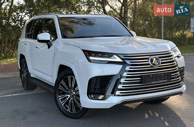 Внедорожник / Кроссовер Lexus LX 2022 в 