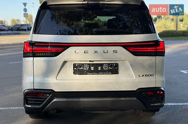 Внедорожник / Кроссовер Lexus LX 2022 в 