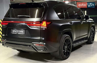 Внедорожник / Кроссовер Lexus LX 2022 в 