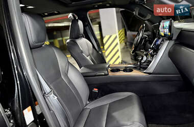 Внедорожник / Кроссовер Lexus LX 2022 в 