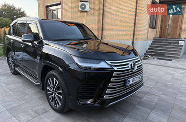 Внедорожник / Кроссовер Lexus LX 2023 в 