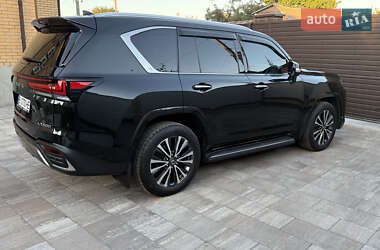 Внедорожник / Кроссовер Lexus LX 2023 в 