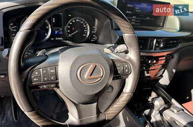 Позашляховик / Кросовер Lexus LX 2020 в 