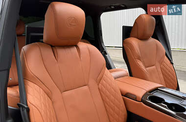 Позашляховик / Кросовер Lexus LX 2022 в 