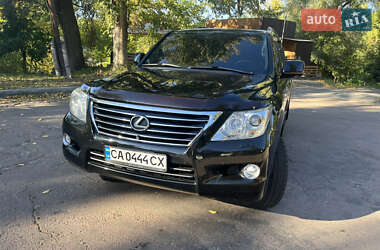 Внедорожник / Кроссовер Lexus LX 2008 в 