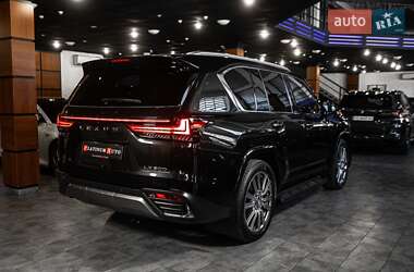 Позашляховик / Кросовер Lexus LX 2021 в 