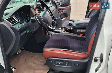 Позашляховик / Кросовер Lexus LX 2013 в 