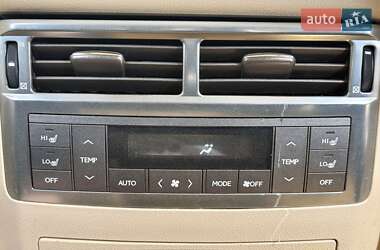Позашляховик / Кросовер Lexus LX 2008 в 