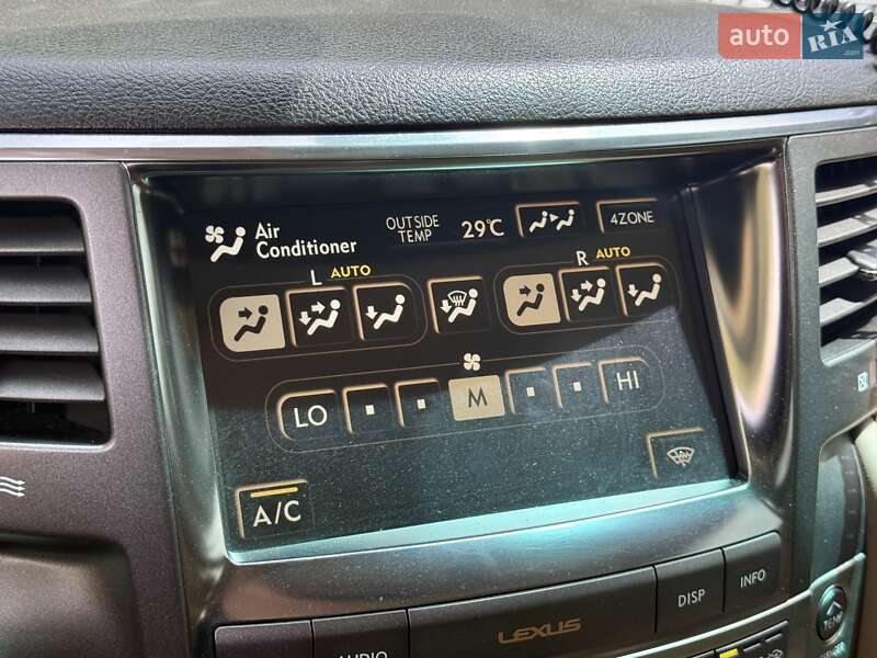Позашляховик / Кросовер Lexus LX 2008 в Харкові