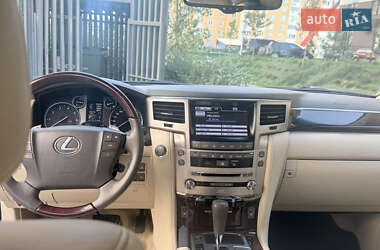 Позашляховик / Кросовер Lexus LX 2012 в 