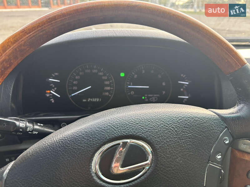 Позашляховик / Кросовер Lexus LX 2005 в Ізмаїлі