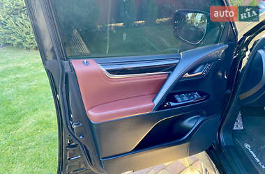 Позашляховик / Кросовер Lexus LX 2019 в 