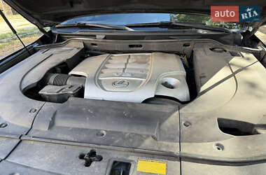 Внедорожник / Кроссовер Lexus LX 2009 в 
