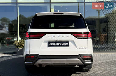 Внедорожник / Кроссовер Lexus LX 2023 в 