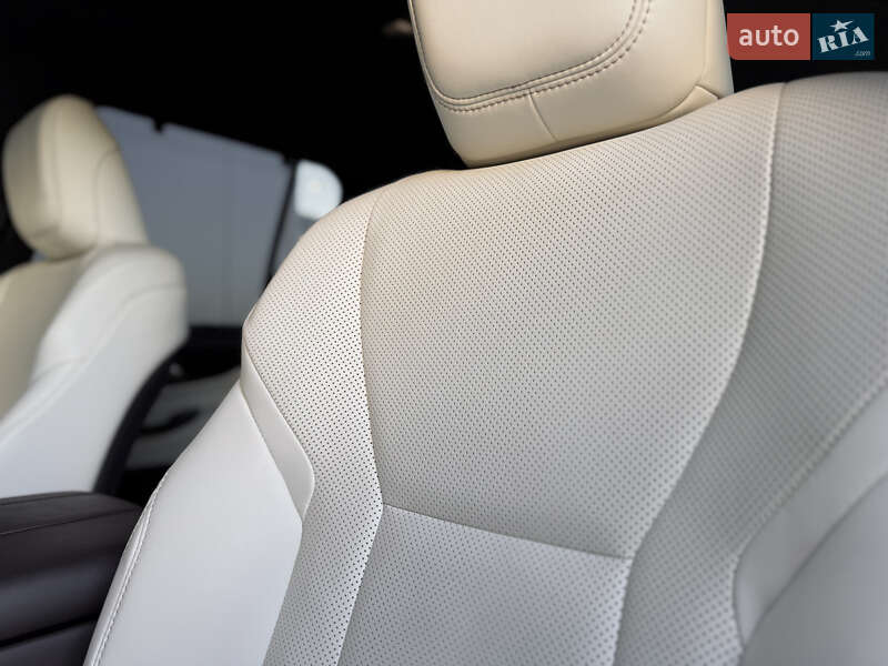 Позашляховик / Кросовер Lexus LX 2023 в Одесі