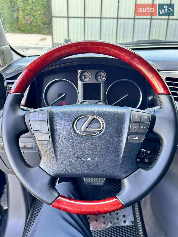 Позашляховик / Кросовер Lexus LX 2009 в Білій Церкві
