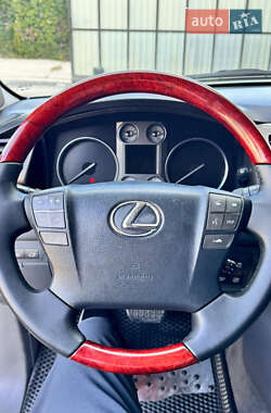 Внедорожник / Кроссовер Lexus LX 2009 в 