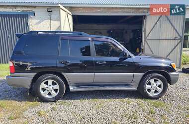 Позашляховик / Кросовер Lexus LX 2004 в 