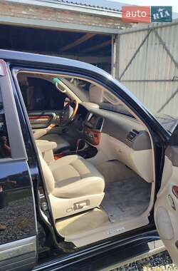 Позашляховик / Кросовер Lexus LX 2004 в 
