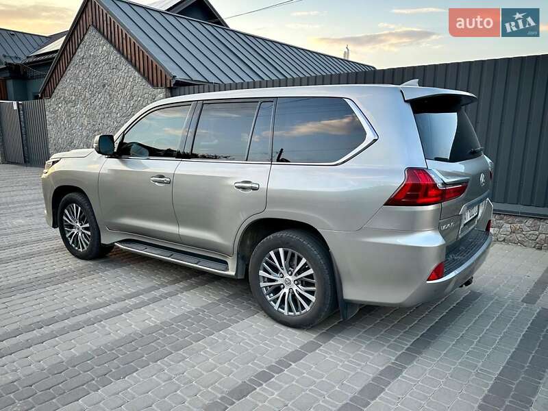 Позашляховик / Кросовер Lexus LX 2017 в Білій Церкві