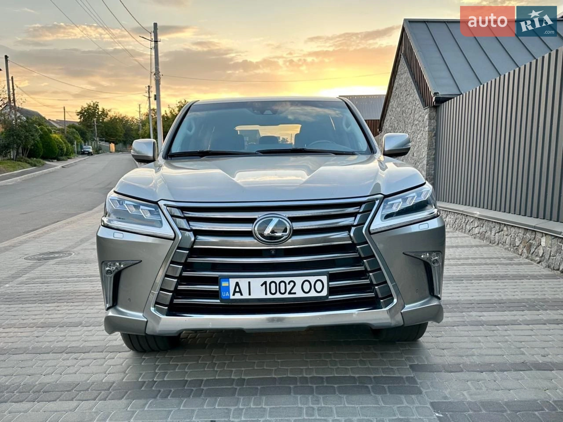 2017 Lexus LX - мініатюра 16