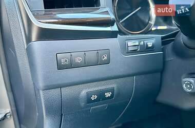 Внедорожник / Кроссовер Lexus LX 2017 в 