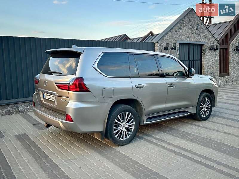 Позашляховик / Кросовер Lexus LX 2017 в Білій Церкві