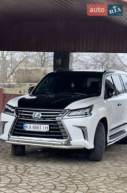 Позашляховик / Кросовер Lexus LX 2017 в 