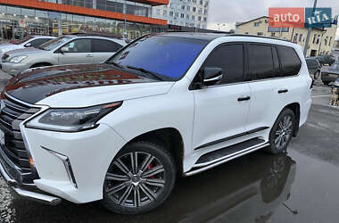 Позашляховик / Кросовер Lexus LX 2017 в 