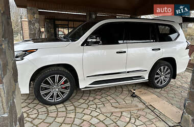 Позашляховик / Кросовер Lexus LX 2017 в 