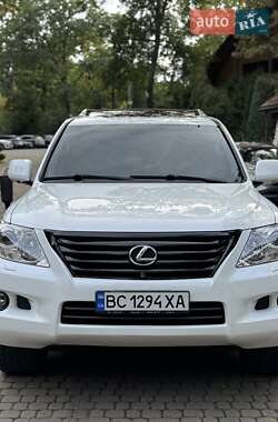 Внедорожник / Кроссовер Lexus LX 2008 в 
